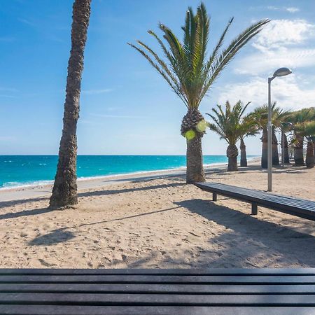 Homeholidaysrentals Atico Ocean Pineda de Mar Bagian luar foto