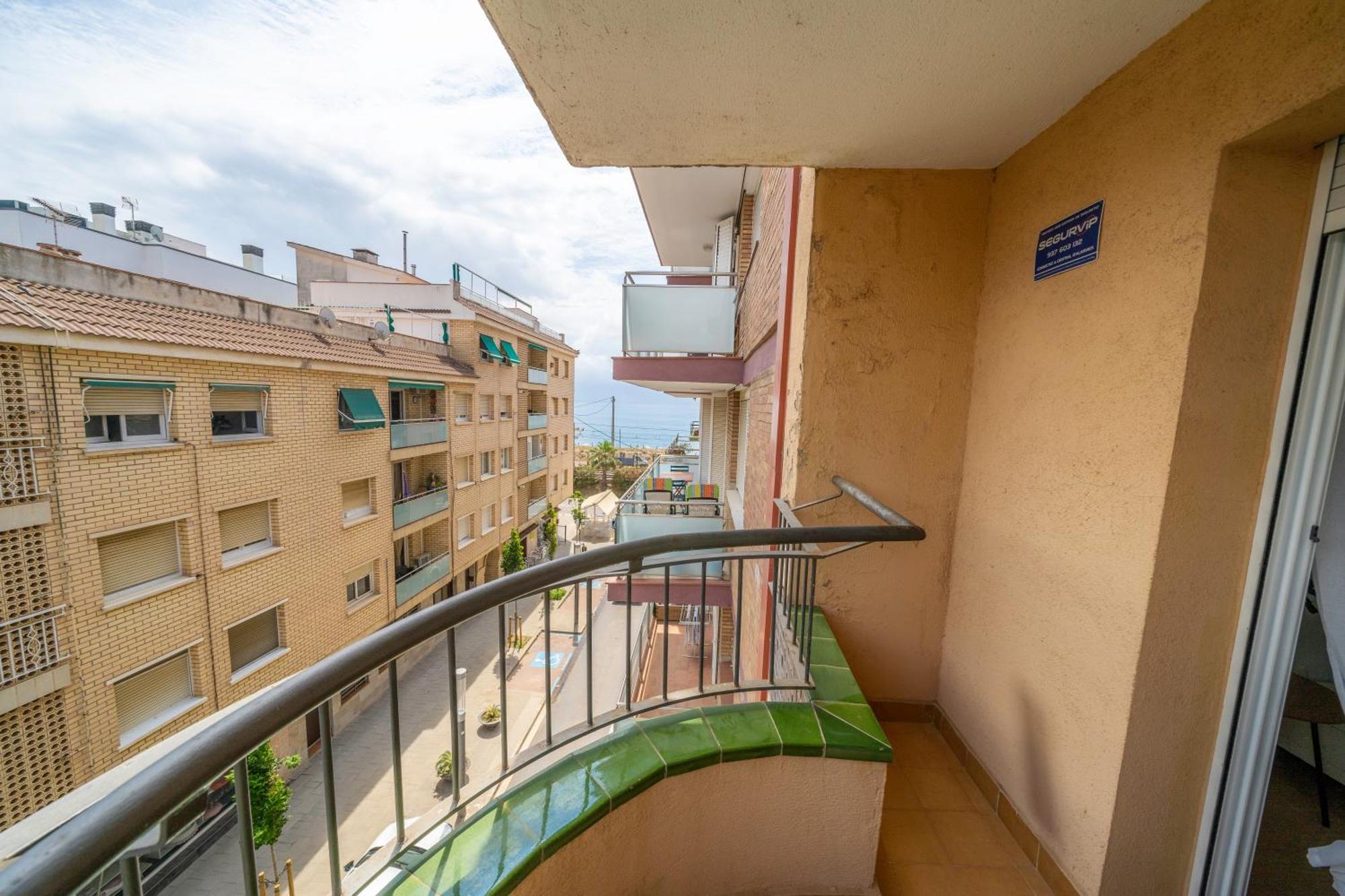 Homeholidaysrentals Atico Ocean Pineda de Mar Bagian luar foto