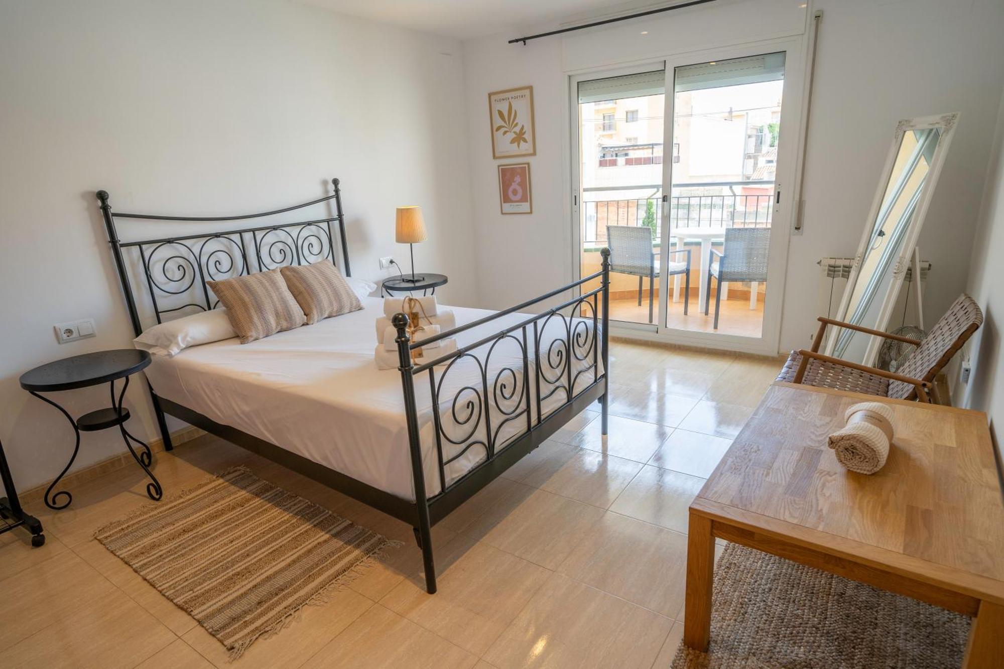 Homeholidaysrentals Atico Ocean Pineda de Mar Bagian luar foto